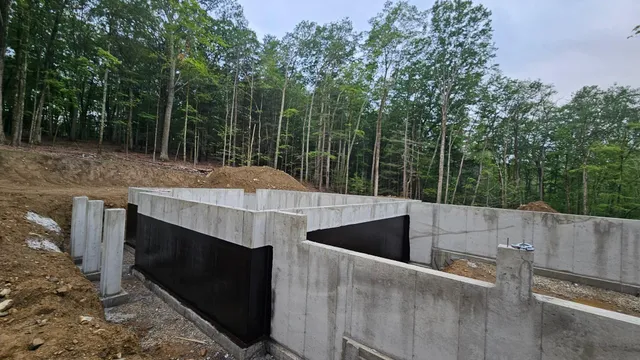 $995,000 | 287 Goodwin Road, Eliot, ME 03903