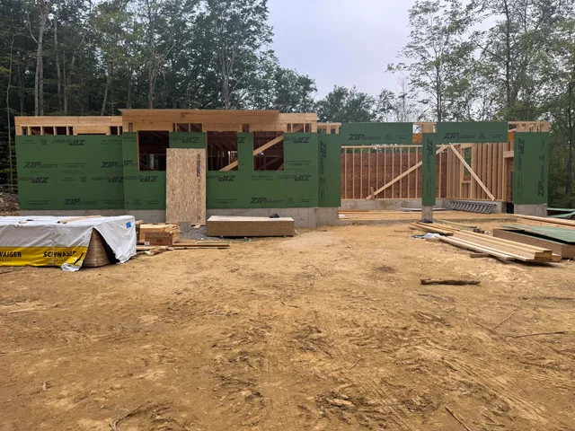 $995,000 | 287 Goodwin Road, Eliot, ME 03903