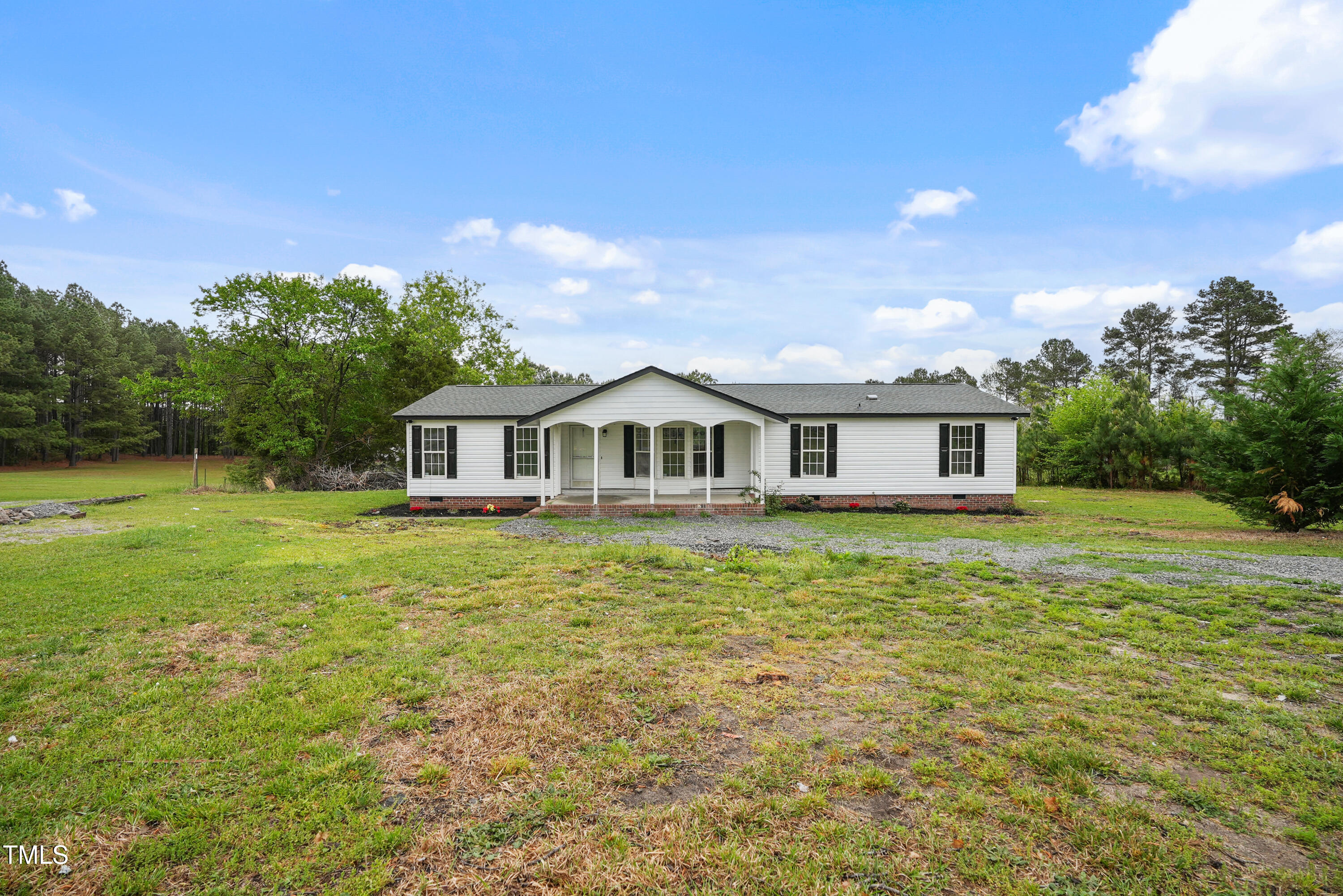 5883 South Plank Road Cameron, NC 28326 - Photo 3 of 31 5883splank-11