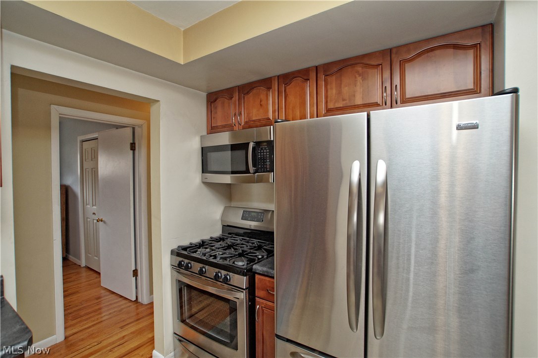 28638 Forest Road Willowick, OH 44095 - Photo 12 of 29