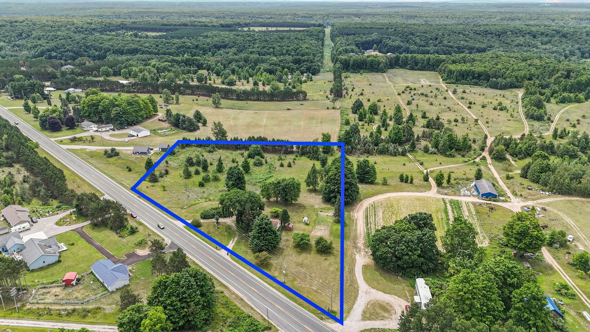 1280 South Garfield Road Traverse City, MI 49696 - Photo 41 of 51 1936618-693ea477-6142-438f-a1a9-0173e6a172bb.JPG