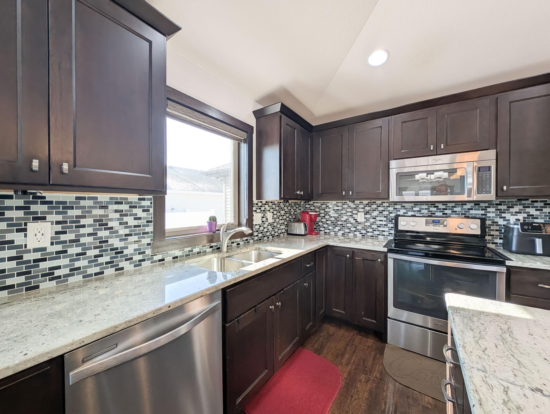 6810 24th Street South Fargo, ND 58104 - Photo 25 of 64