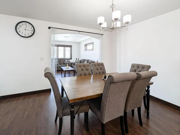$639,900 | 6810 24th Street South, Fargo, ND 58104
