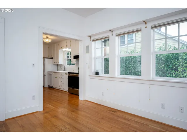 $905,000 | 1856 Southeast St Andrews Drive, Portland, OR 97202