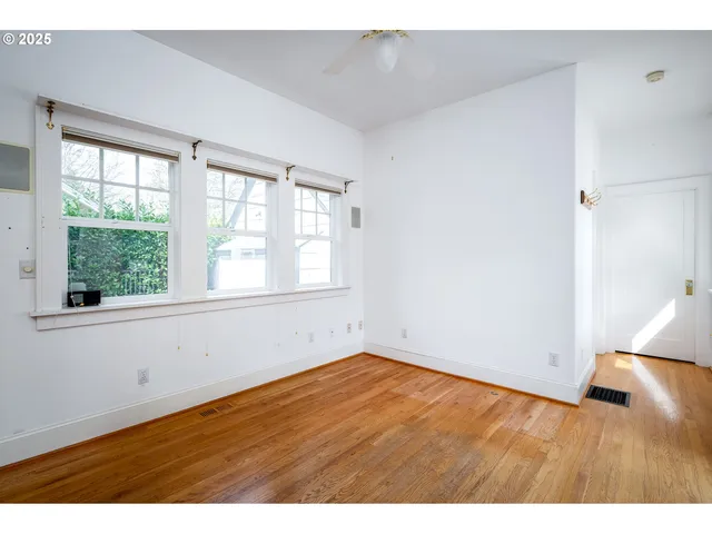 $905,000 | 1856 Southeast St Andrews Drive, Portland, OR 97202