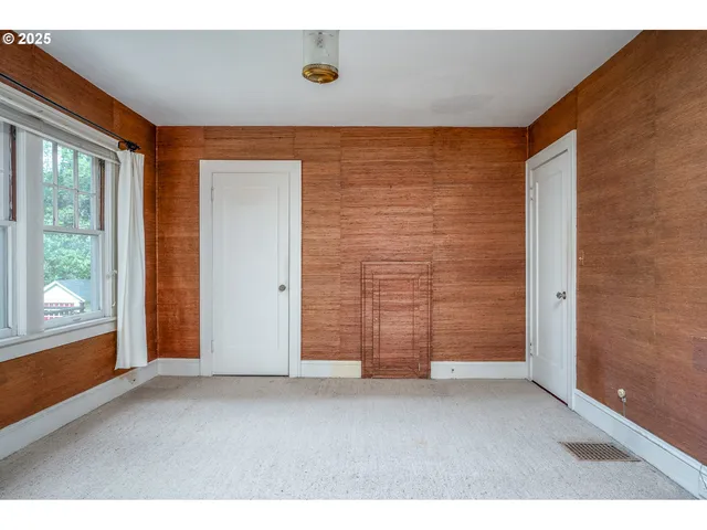 $905,000 | 1856 Southeast St Andrews Drive, Portland, OR 97202