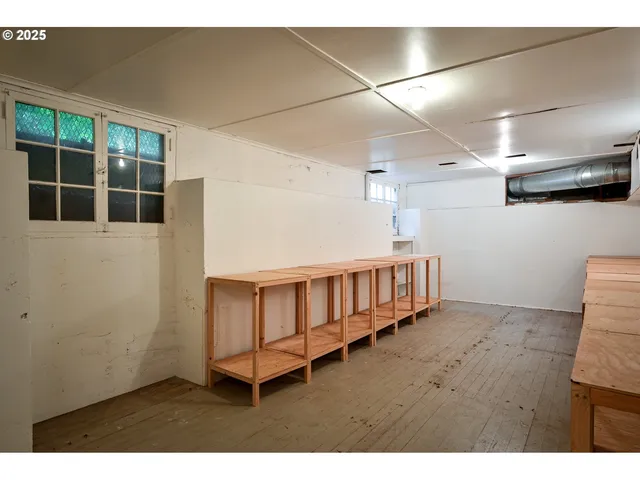 $905,000 | 1856 Southeast St Andrews Drive, Portland, OR 97202