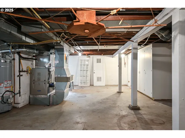 $905,000 | 1856 Southeast St Andrews Drive, Portland, OR 97202