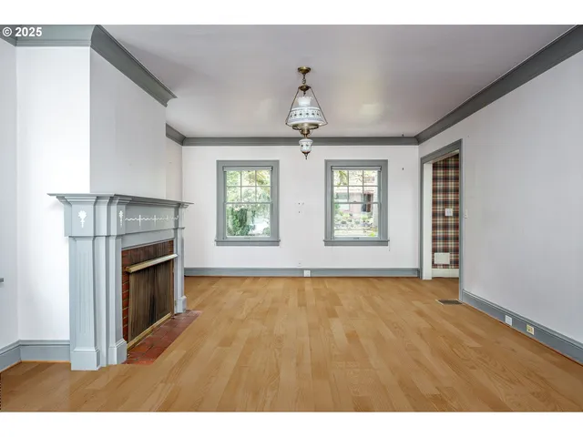 $905,000 | 1856 Southeast St Andrews Drive, Portland, OR 97202