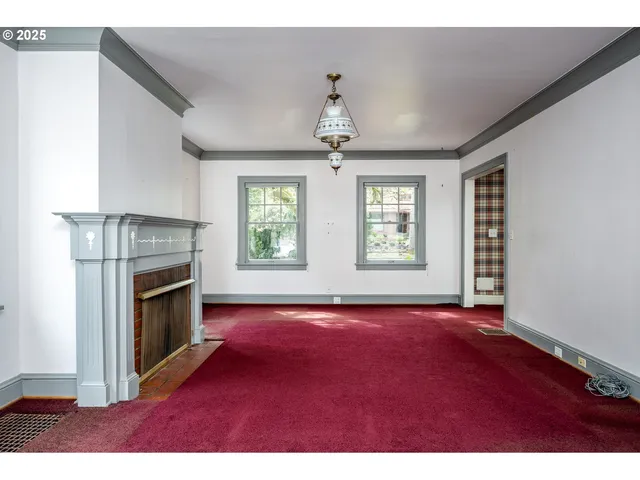 $905,000 | 1856 Southeast St Andrews Drive, Portland, OR 97202