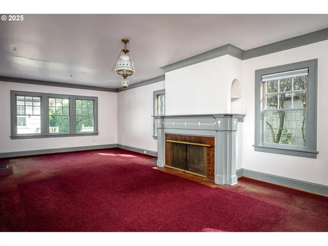 $905,000 | 1856 Southeast St Andrews Drive, Portland, OR 97202