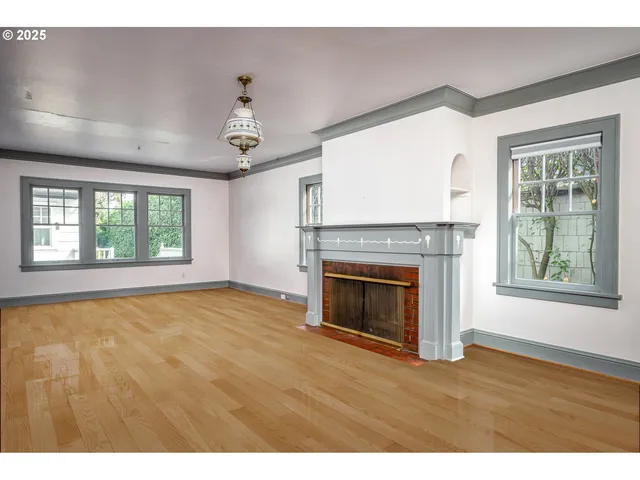 $905,000 | 1856 Southeast St Andrews Drive, Portland, OR 97202