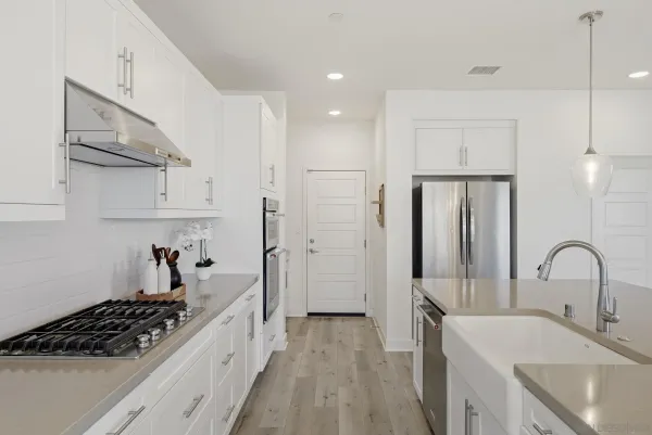 $1,550,000 | 9111 West Bluff Place, Santee, CA 92071