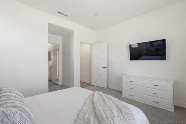 $1,550,000 | 9111 West Bluff Place, Santee, CA 92071