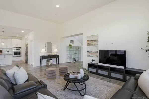 $1,550,000 | 9111 West Bluff Place, Santee, CA 92071