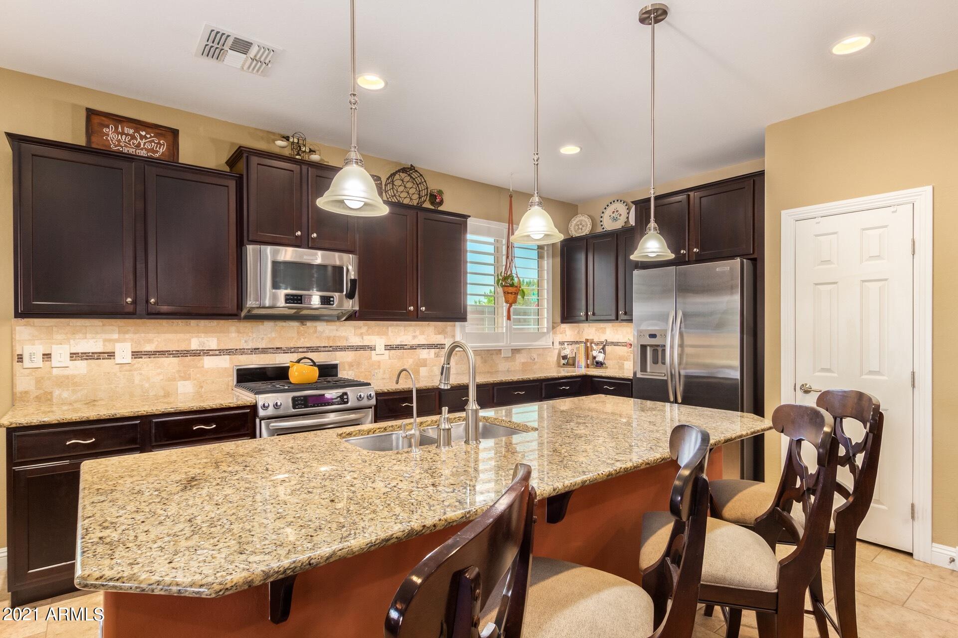 3048 East Blue Sage Road Gilbert, AZ 85297 - Photo 4 of 42 0002 - 1 - Kitchen 1