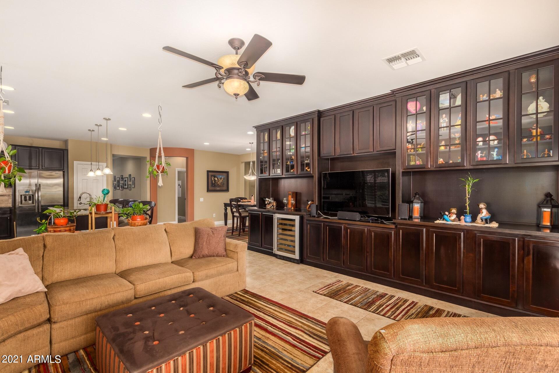 3048 East Blue Sage Road Gilbert, AZ 85297 - Photo 8 of 42 0003 - 1 - Livingroom 1