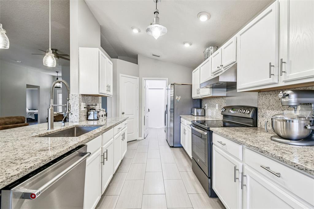 5354 Lookout Pass Wesley Chapel, FL 33544 - Photo 8 of 67