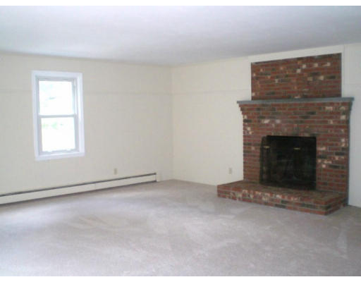 37 Wellington Road Templeton, MA 01468 - Photo 11 of 18