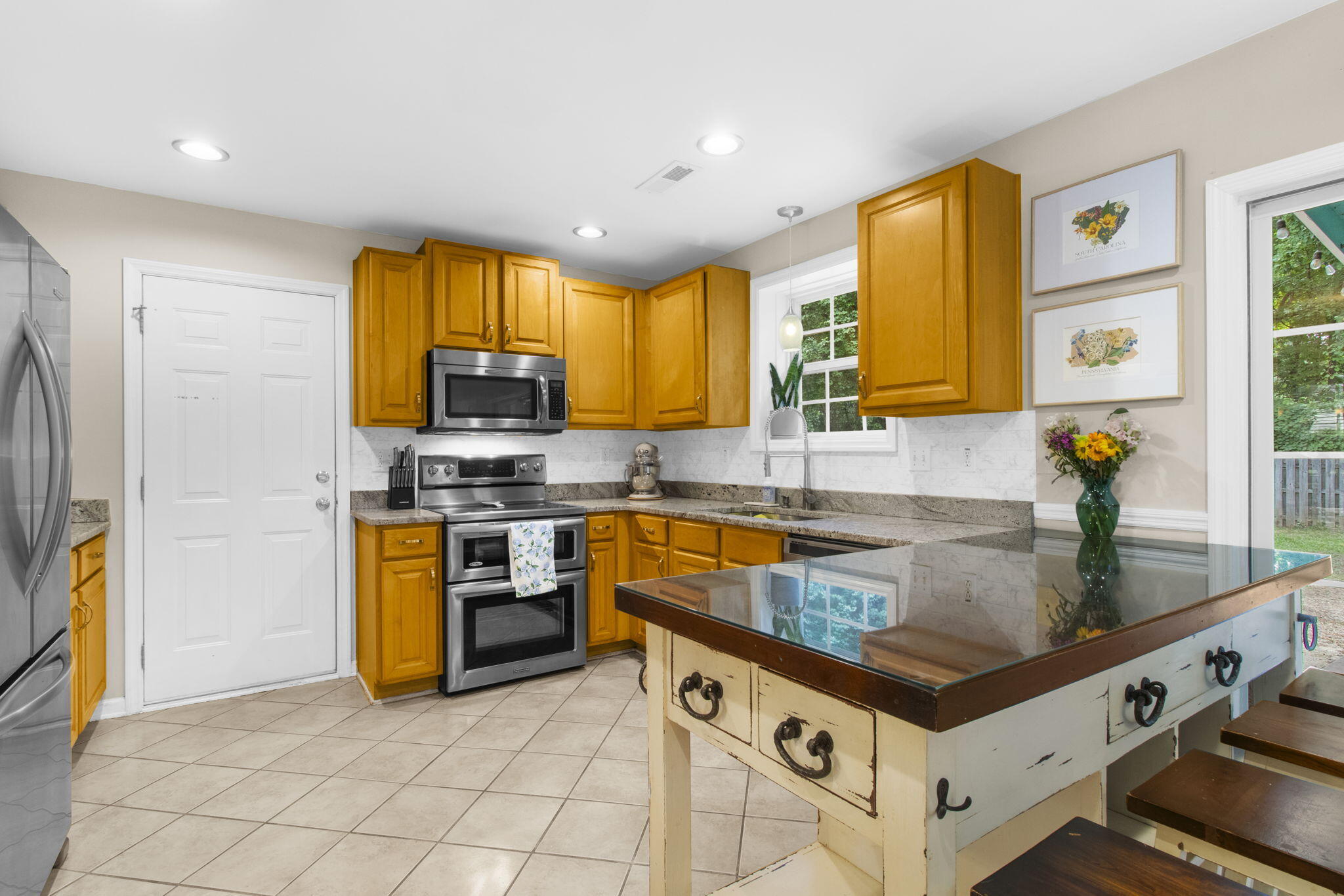 3375 Crowell Lane Mount Pleasant, SC 29466 - Photo 13 of 38 32-web-or-mls-IMG_3312