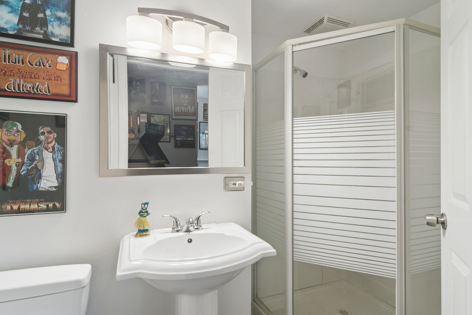 117 Evergreen Street Addison, IL 60101 - Photo 18 of 26 Gallery Image 18
