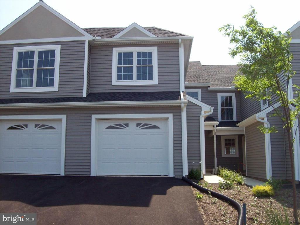 48 Harvest Road, Unit 19 Lancaster, PA 17602 - Photo 1 of 1 Gallery Image 1