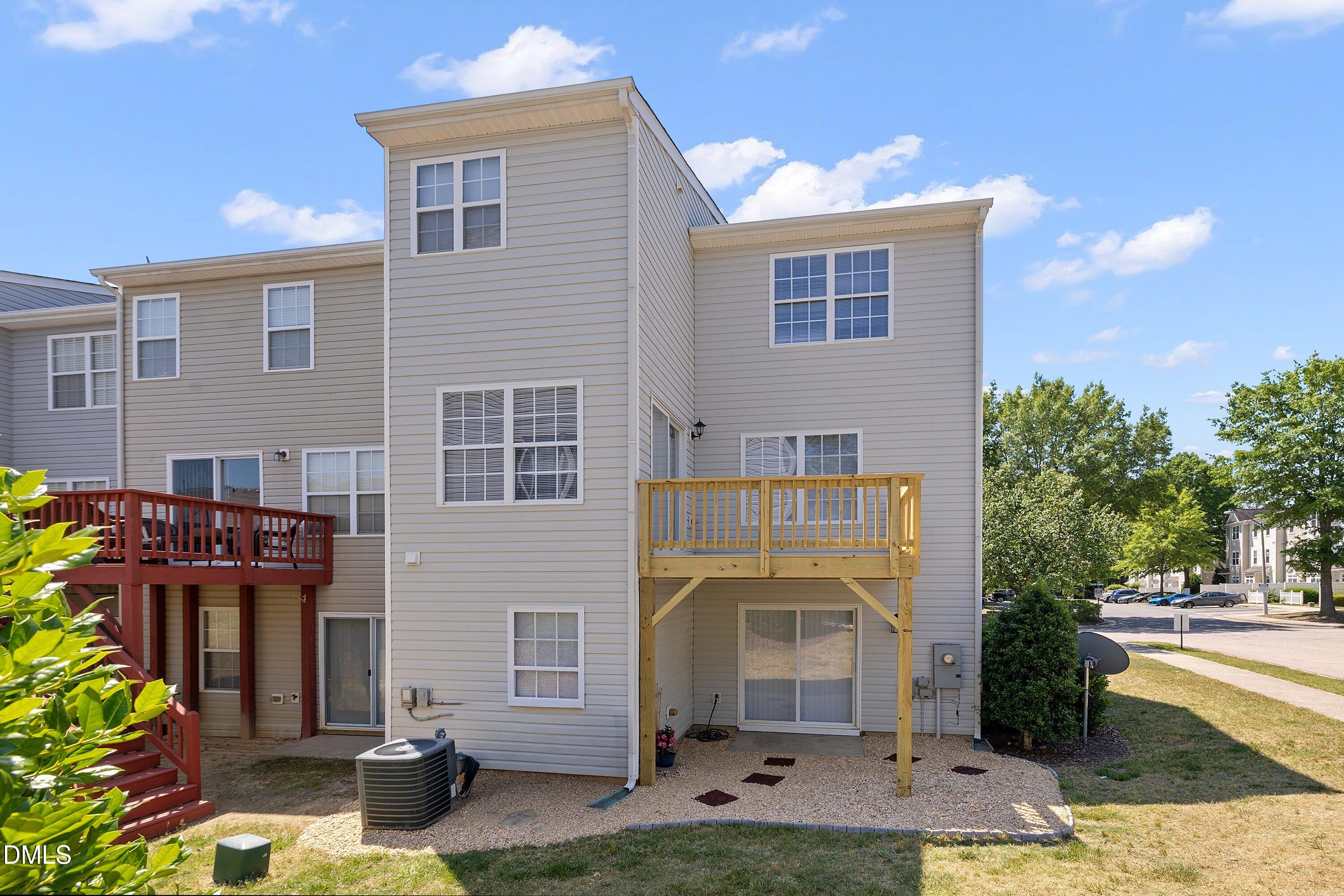 5101 Neuse Commons Lane Raleigh, NC 27616 - Photo 41 of 46 44-5101 Neuse Commons Lane_4818