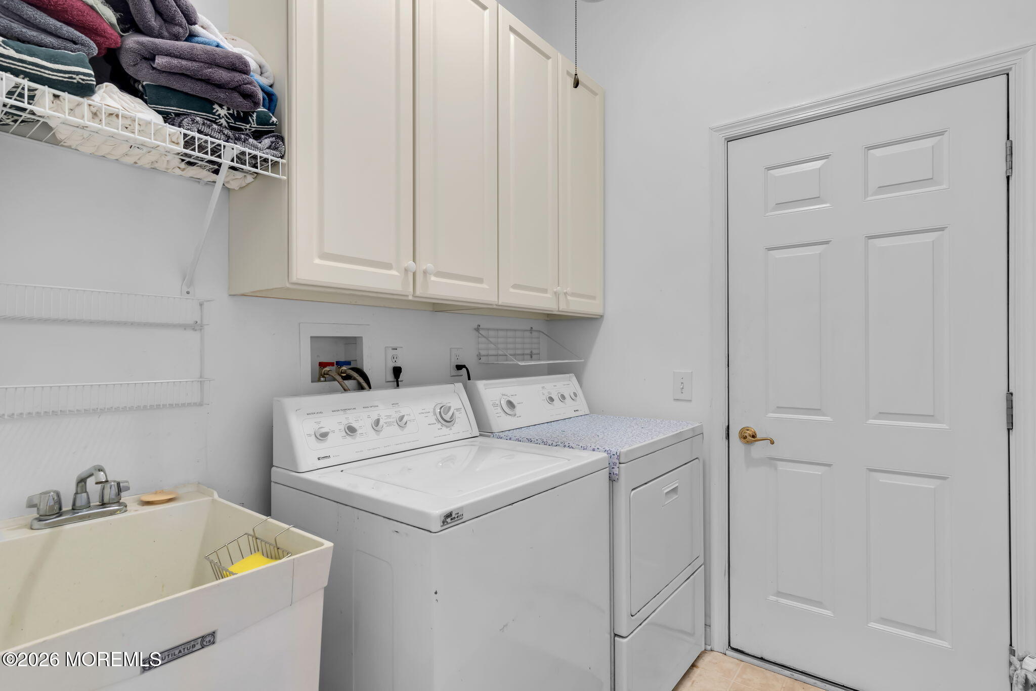 9 Winged Foot Road Jackson, NJ 08527 - Photo 21 of 42 Laundry room-1st floor