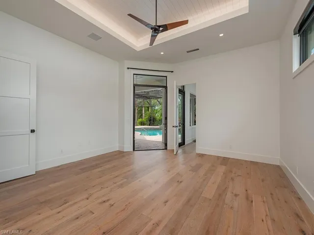 $2,990,000 | 9099 The Lane, Naples, FL 34109