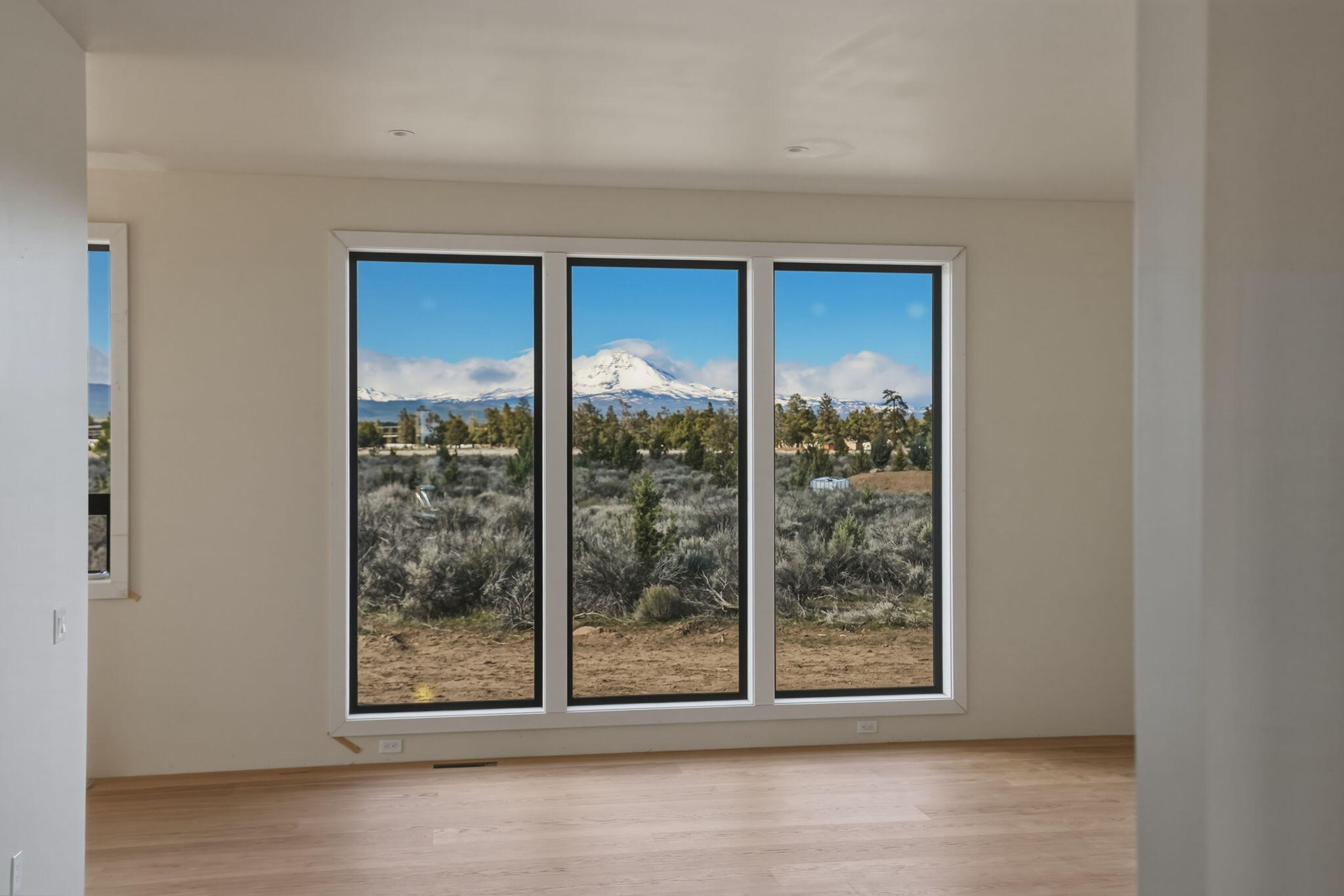 67135 Harrington Loop Road Bend, OR 97703 - Photo 11 of 17 12-web-or-mls-Riley_Visuals_012