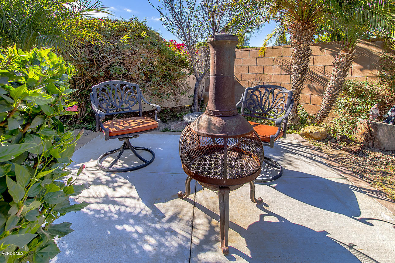 2942 Racine Street Simi Valley, CA 93065 - Photo 33 of 37 a outdoor view with a sitting space and trees