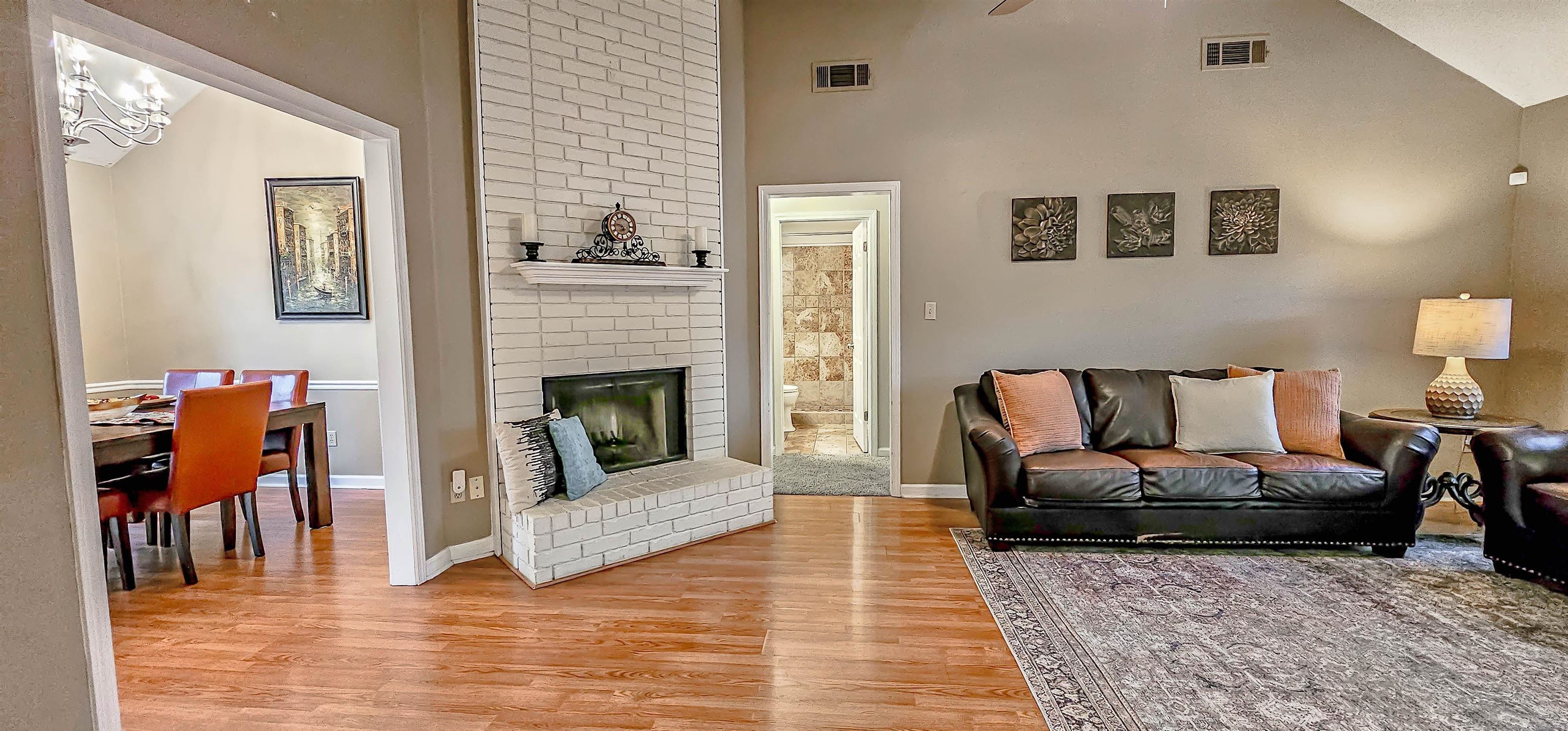 251 Summit View Cove Collierville, TN 38017 - Photo 6 of 30 a living room with furniture and a fireplace