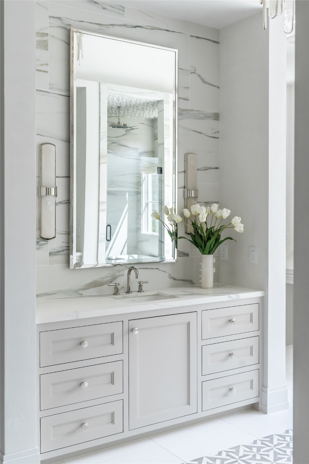626 Rocky River Road Houston, TX 77056 - Photo 16 of 22 a bathroom with a granite countertop sink and a mirror