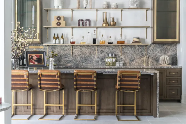 $3,000,000 | 626 Rocky River Road, Houston, TX 77056