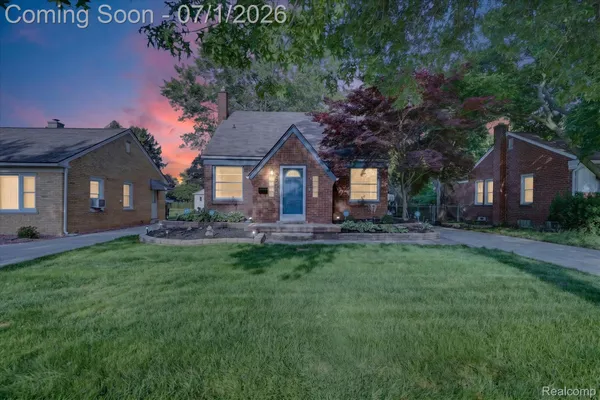 $285,000 | 3555 Syracuse Street, Dearborn, MI 48124