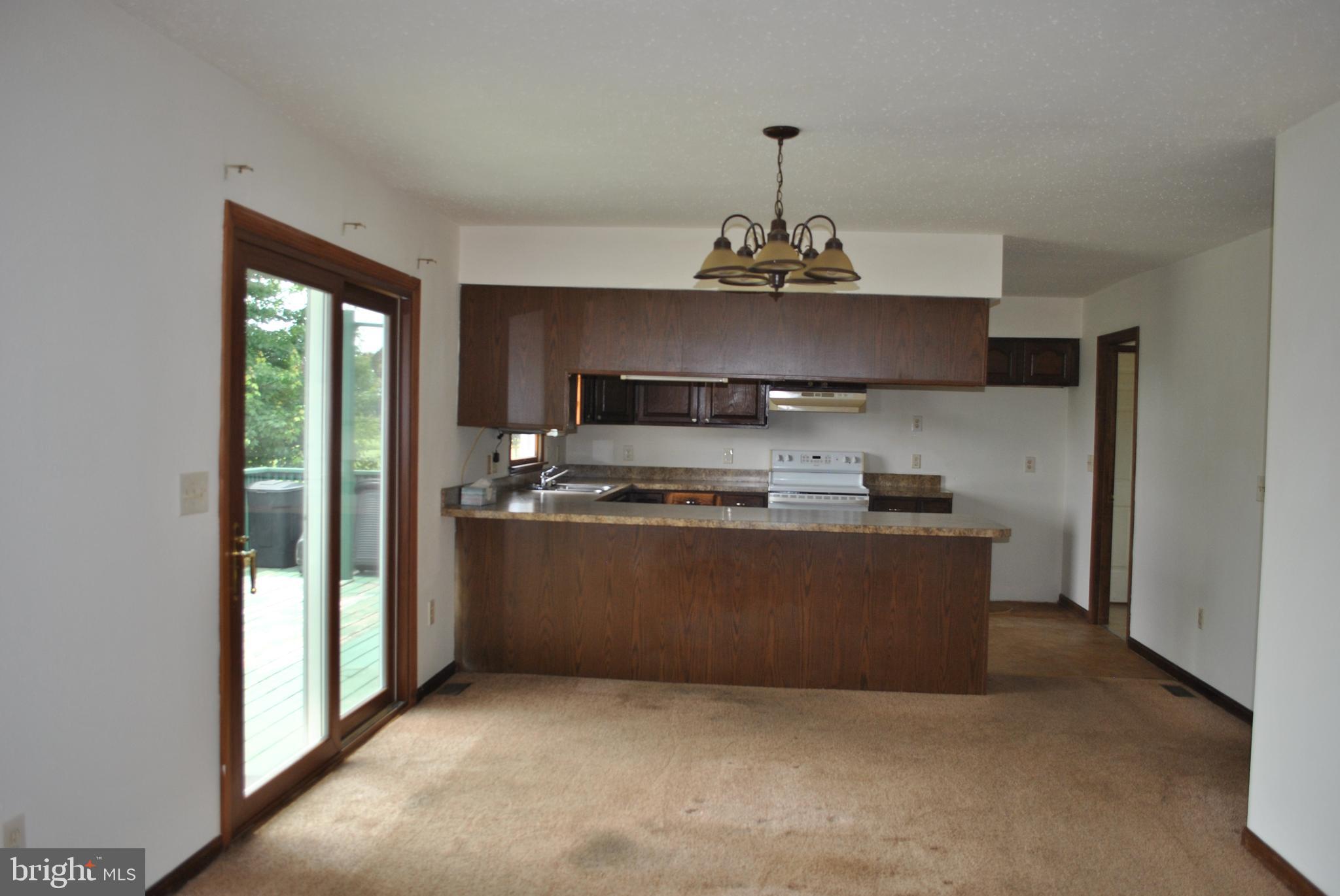 7313 Covingtons Corner Road Bealeton, VA 22712 - Photo 6 of 22 Dining area/kitchen viewed from Living Room
