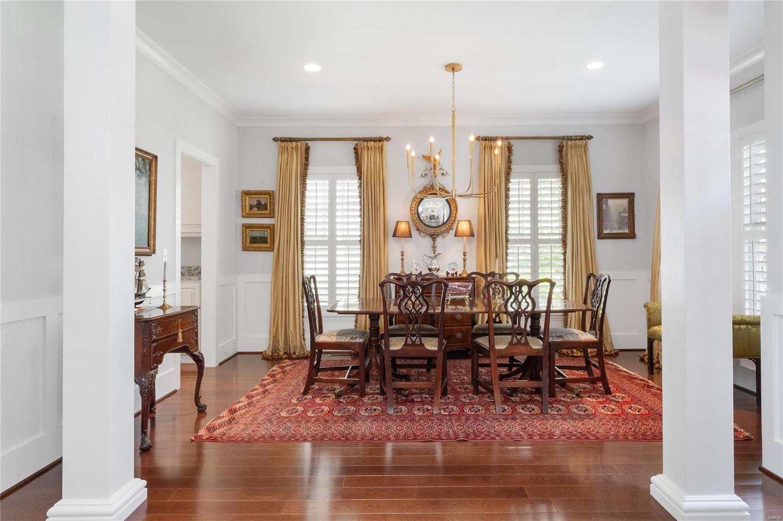 25 Dwyer Place Ladue, MO 63124 - Photo 4 of 48