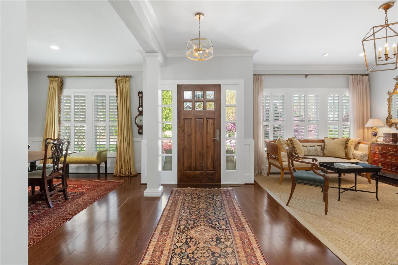 25 Dwyer Place Ladue, MO 63124 - Photo 9 of 48