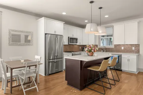 $734,900 | 1728 Carvell Avenue, Nashville, TN 37203