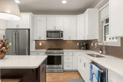 $734,900 | 1728 Carvell Avenue, Nashville, TN 37203