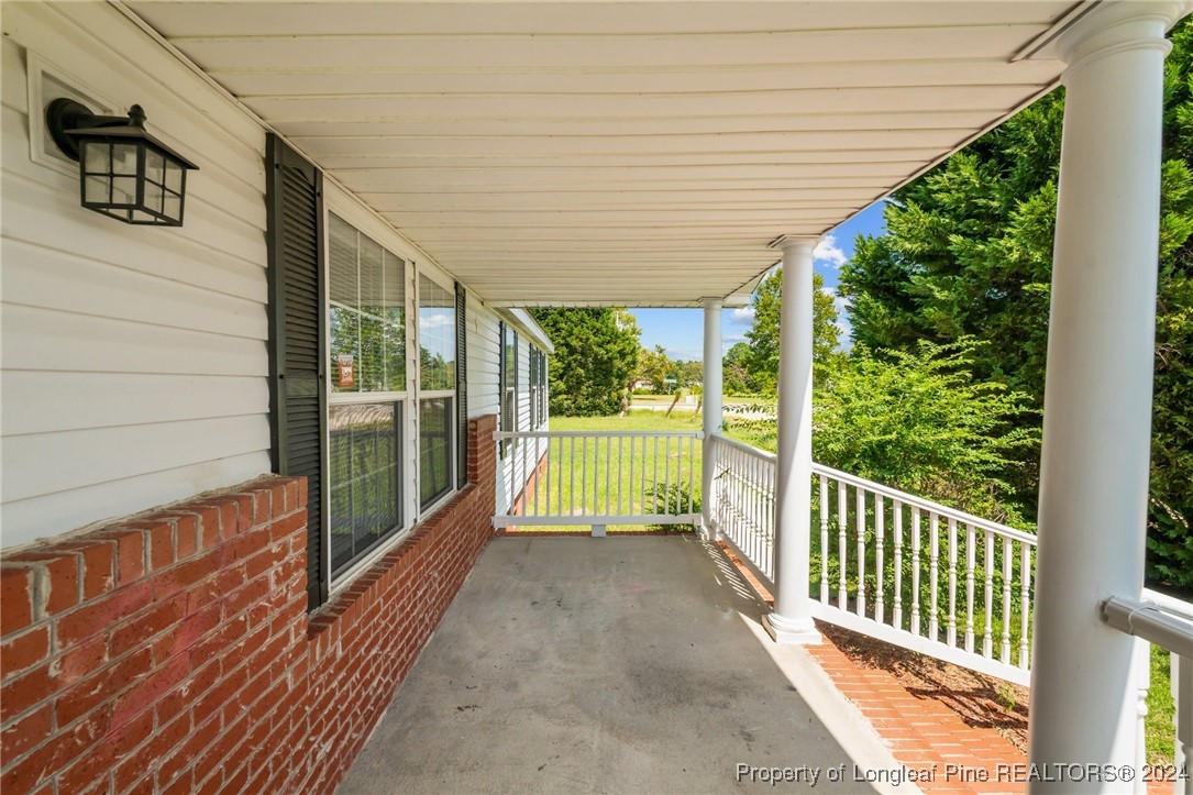 6342 Butler Road Fairmont, NC 28340 - Photo 4 of 43