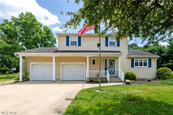 $310,000 | 11936 Patroon Circle Northwest, Canal Fulton, OH 44614