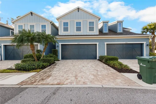 $2,850 | 4525 Chinkapin Drive, Sarasota, FL 34232