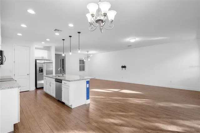 $2,850 | 4525 Chinkapin Drive, Sarasota, FL 34232