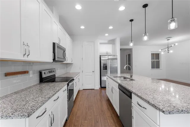 $2,850 | 4525 Chinkapin Drive, Sarasota, FL 34232