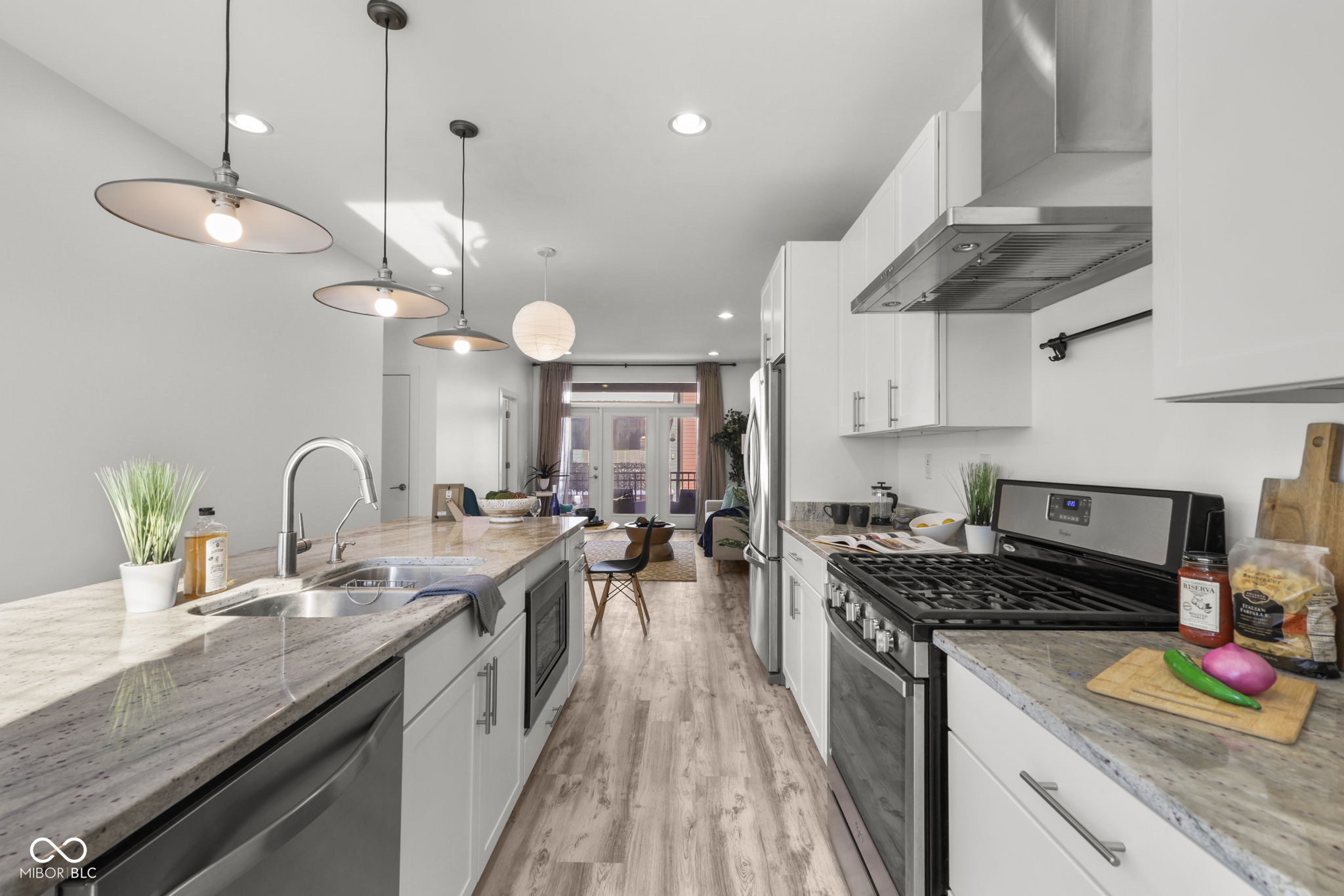 612 Pomeroy Street Indianapolis, IN 46202 - Photo 11 of 38