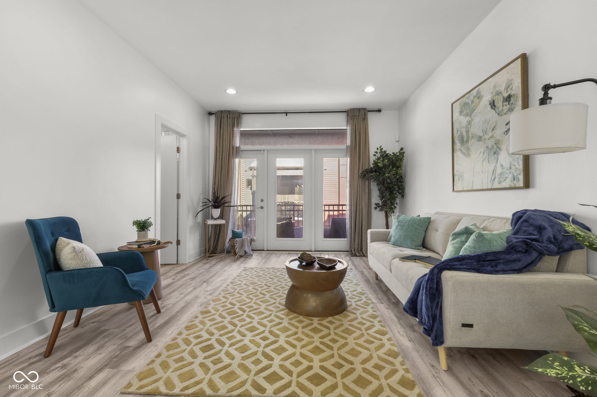 612 Pomeroy Street Indianapolis, IN 46202 - Photo 3 of 38