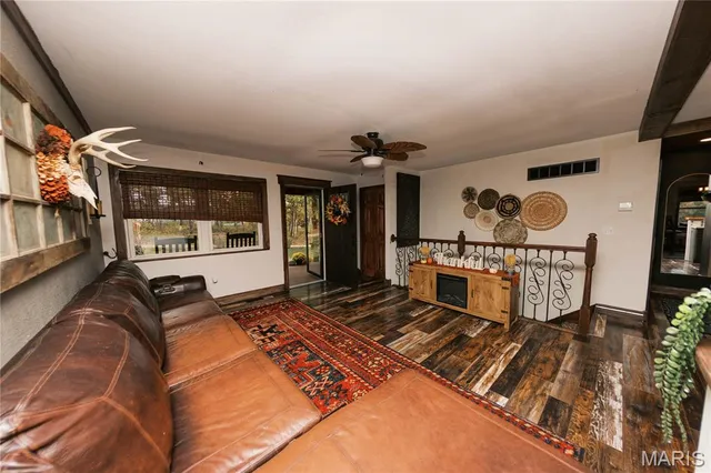 $399,000 | 1504 Ferd Lane, Owensville, MO 65066