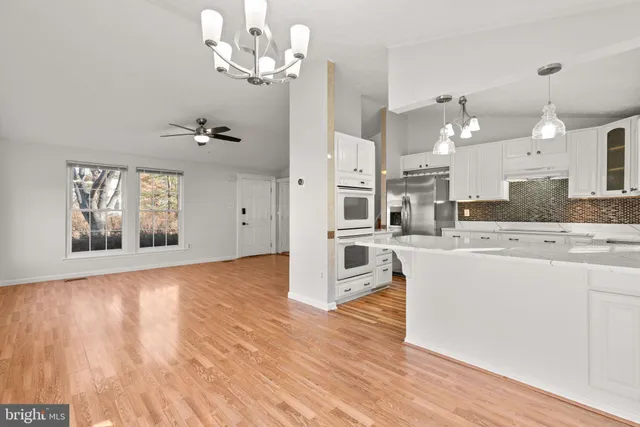 $550,000 | 5450 Bluecoat Lane, Columbia, MD 21045