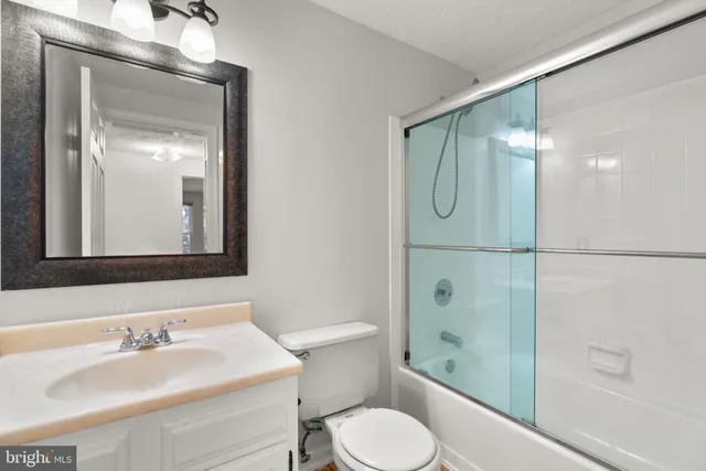 $550,000 | 5450 Bluecoat Lane, Columbia, MD 21045